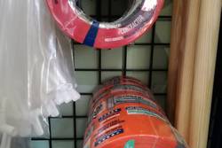 BlueDolphin szalagok.