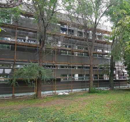 A hódmezővásárhelyi Kalmár Zsigmond Szakgimnázium és Szakközépiskola képei.